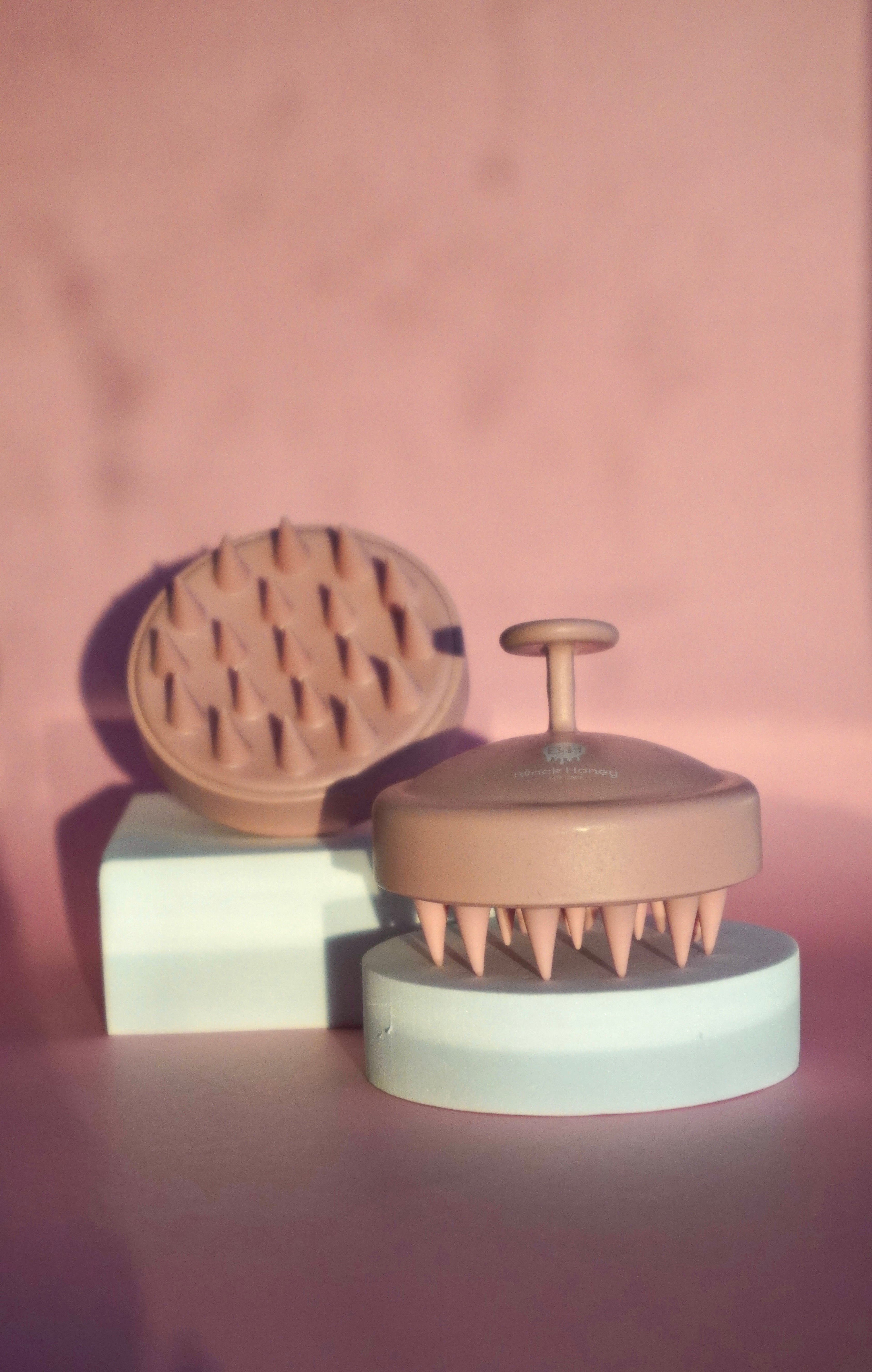 Shampoo brush