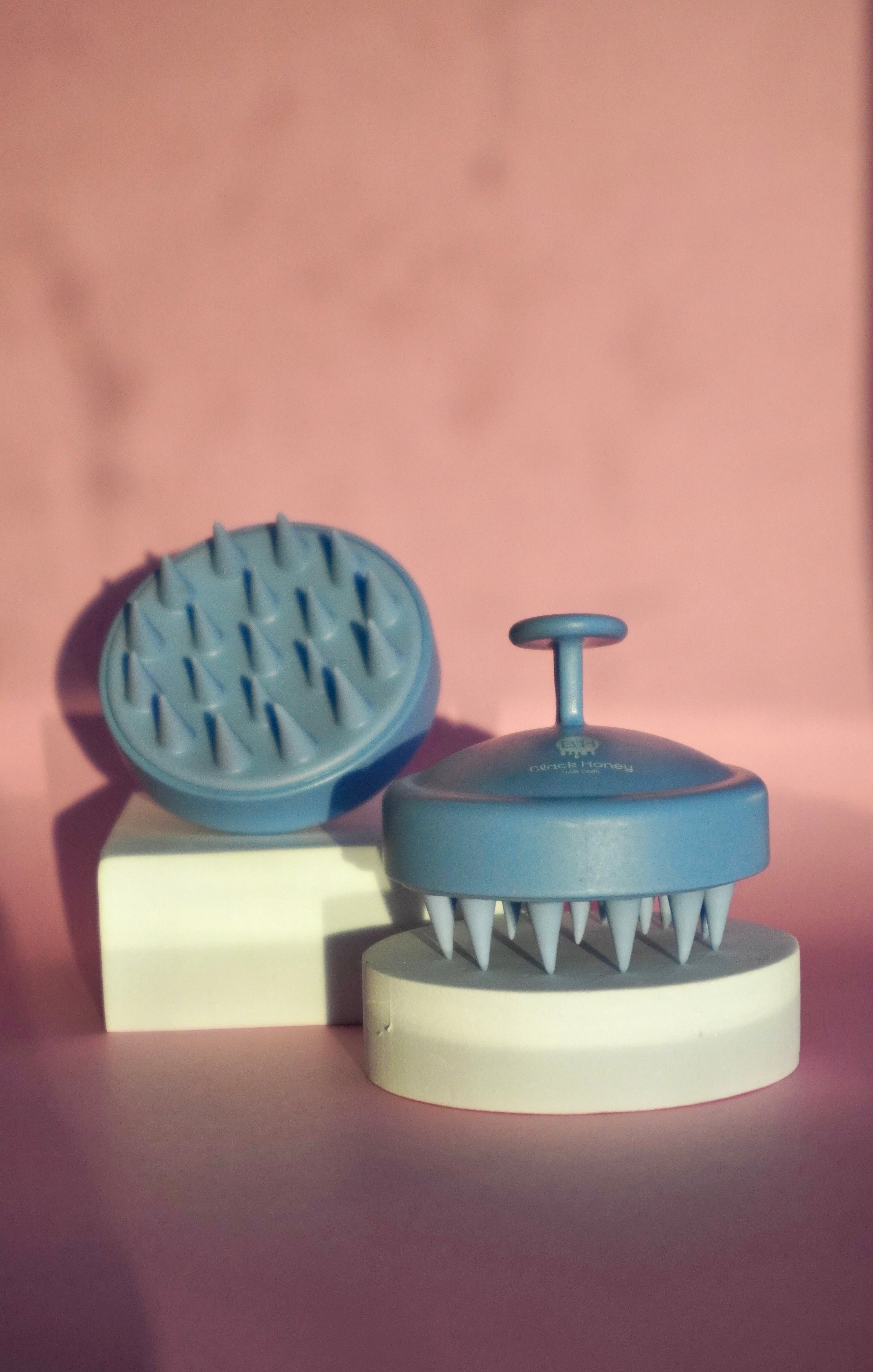 Shampoo brush