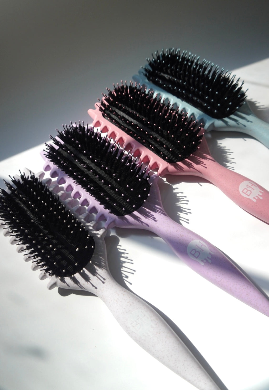 Curly brush